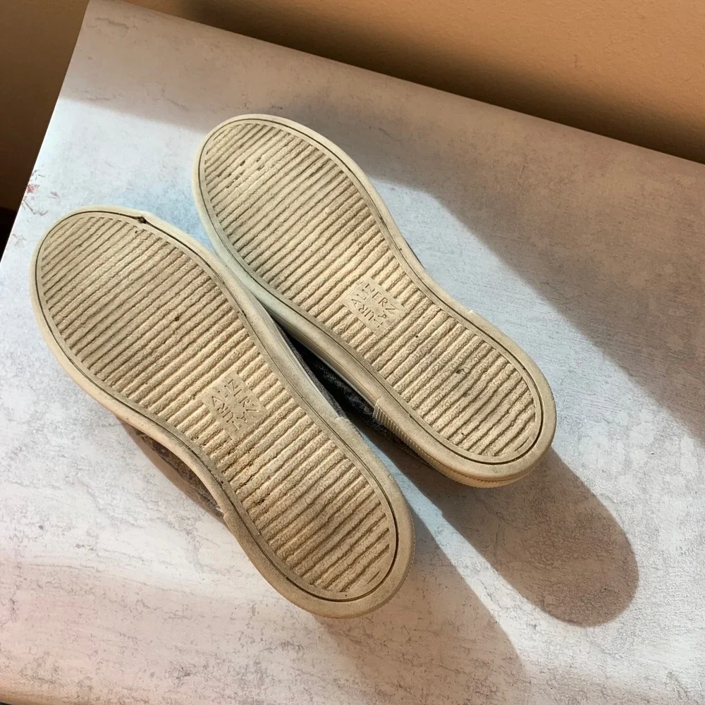 Naturalizer Zola 8M Snake Print Slip On Loafers Comfort Shoes Womens Gray Grey‎